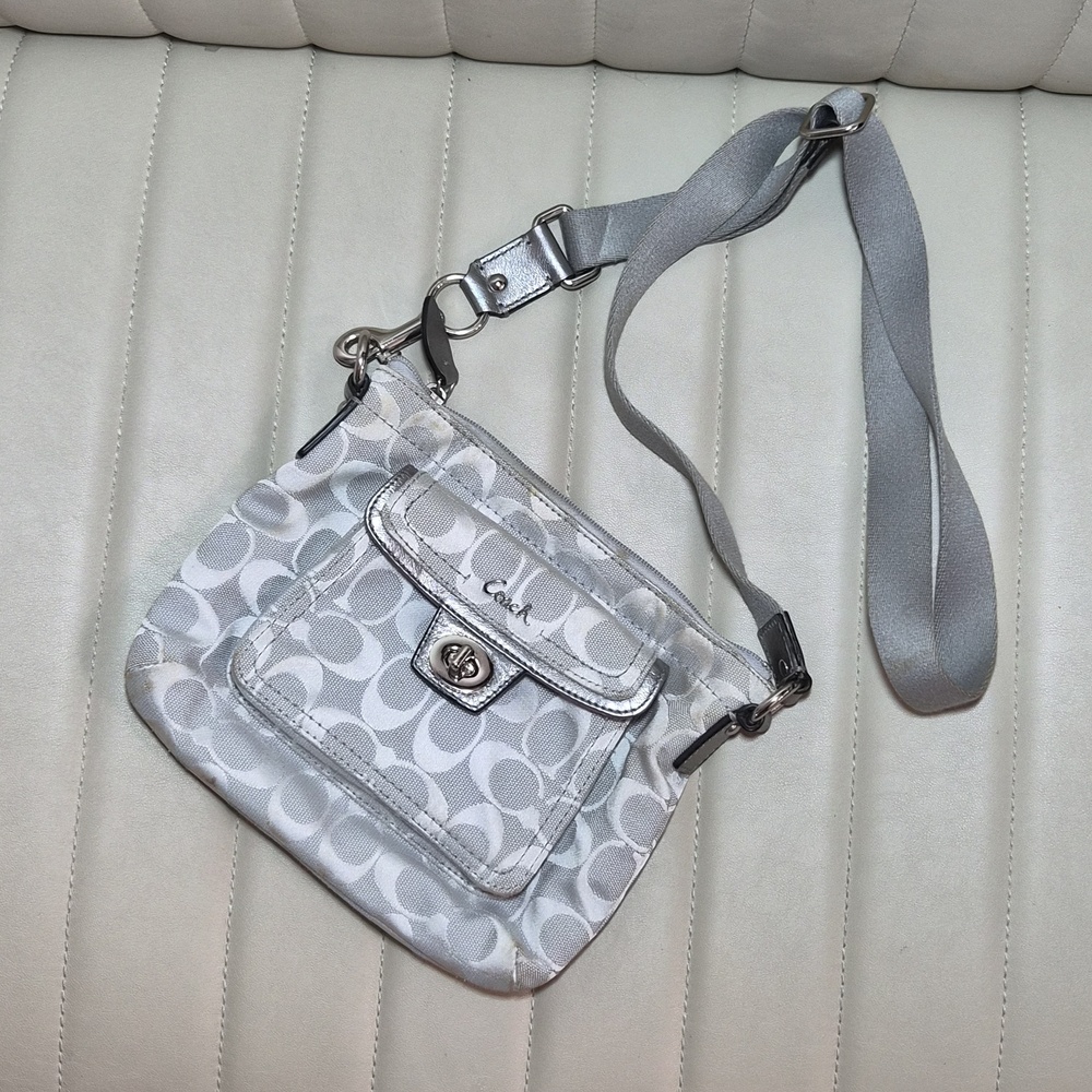 Y2K Coach Silver Signature Crossbody Bag - Silver/Gray